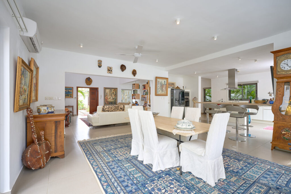 Belle Villa 362 m2 avec 4 chb à Grand Baie