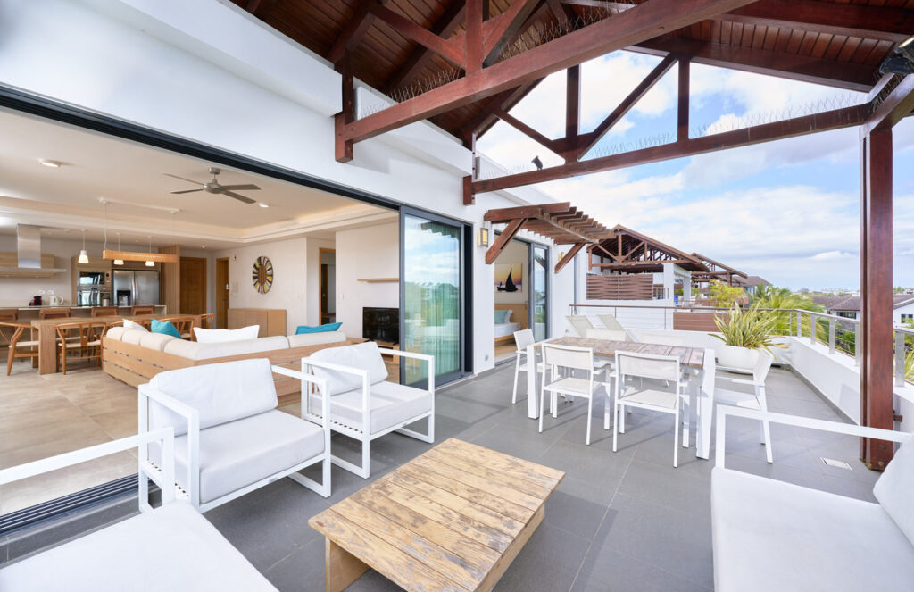 Beau penthouse 2 chambres sécurisé proche plage Mont Choisy