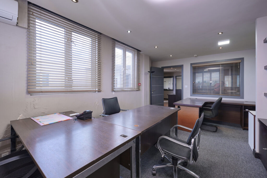 Ensemble de 2 bureaux Grand Baie