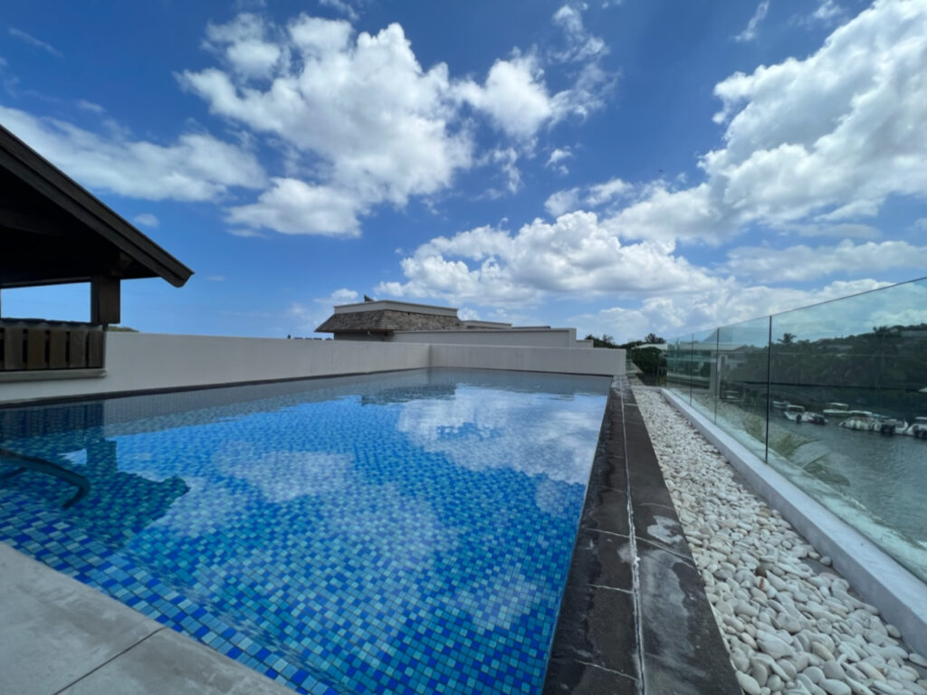 Luxueuse villa avec place de bateau