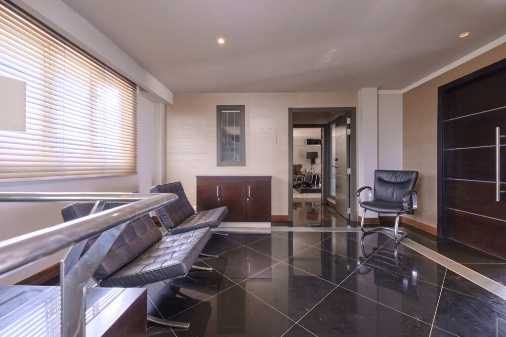 Spacieux bureaux en duplex  209m2 Grand Baie